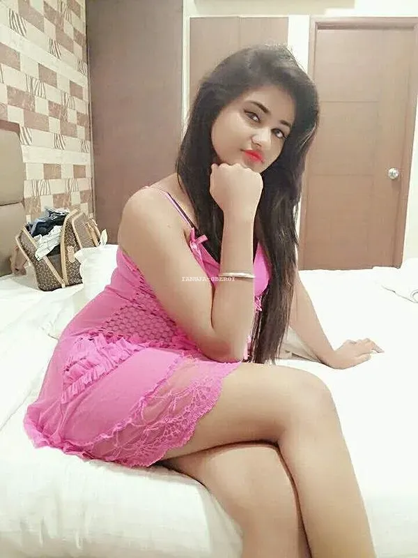 Call Girl vamika